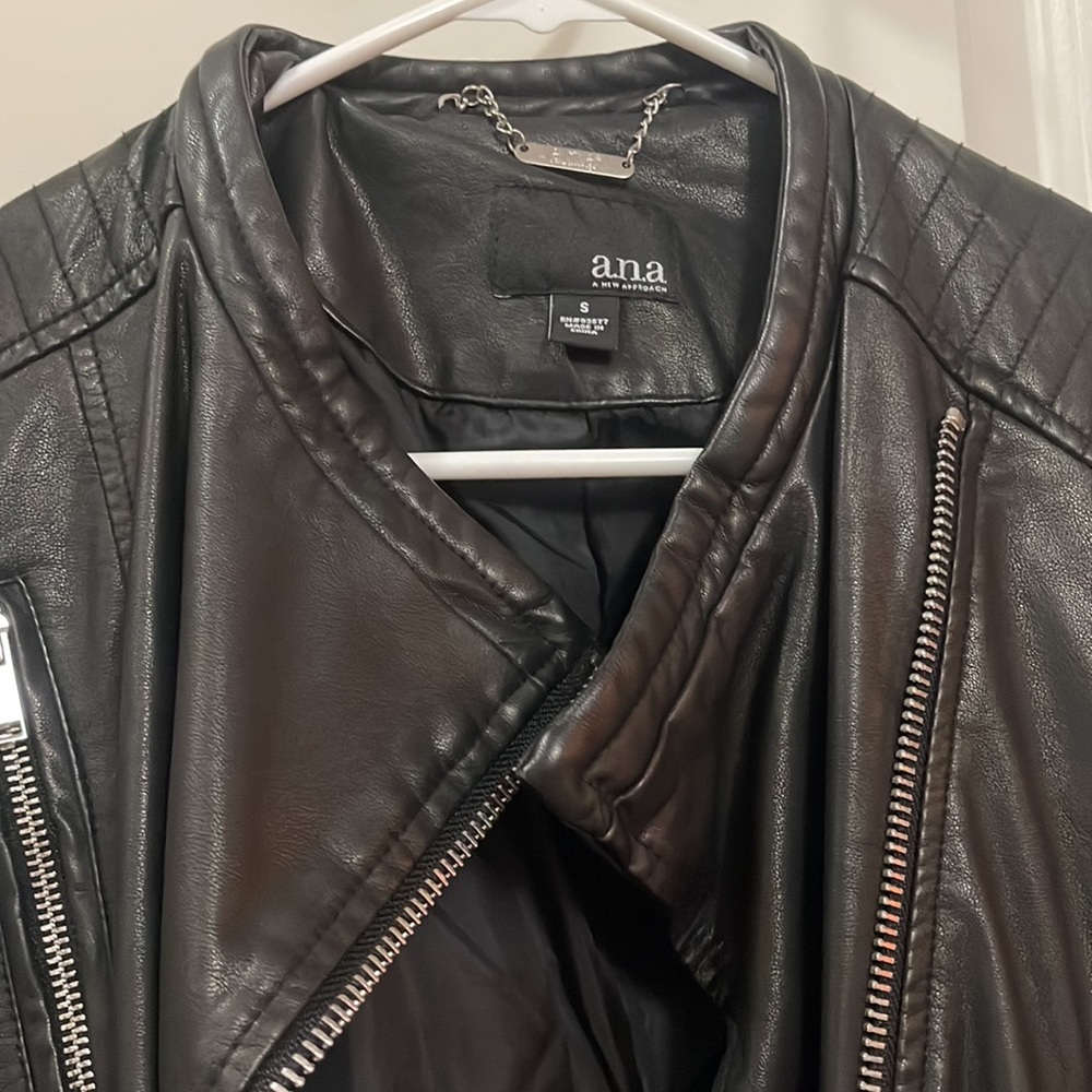 Faux Leather Jacket❤️❤️❤️😍😍💃🏽😩💕😘 - Picture 2 of 6